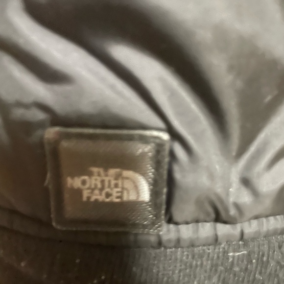 The North Face Gray Quilted Jacket - Picture 3 of 8